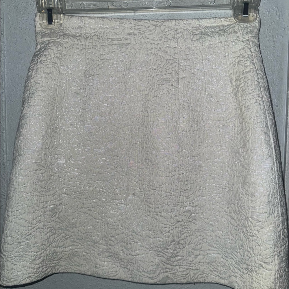 H&M Ivory Textured A-Line Skirt